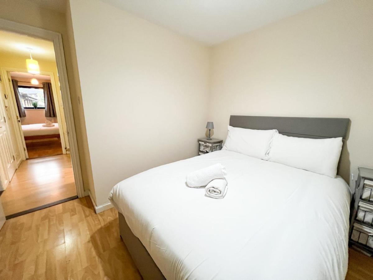 2 Bedroom - River Clyde Home - Parking Glasgow Exterior foto